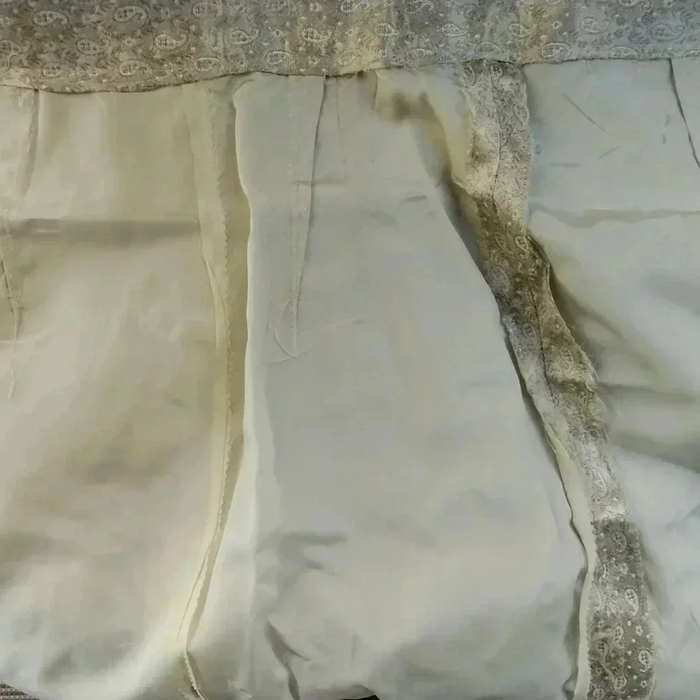 1950's Gold Brocade Wrap Skirt and Bustier - Picture 10 of 11